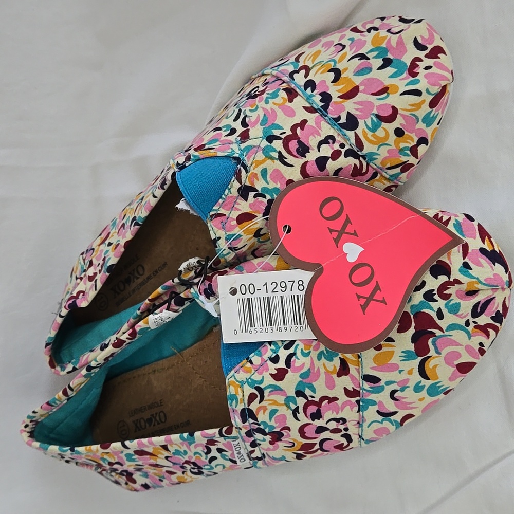 *New* with tags XOXO slip on size 10